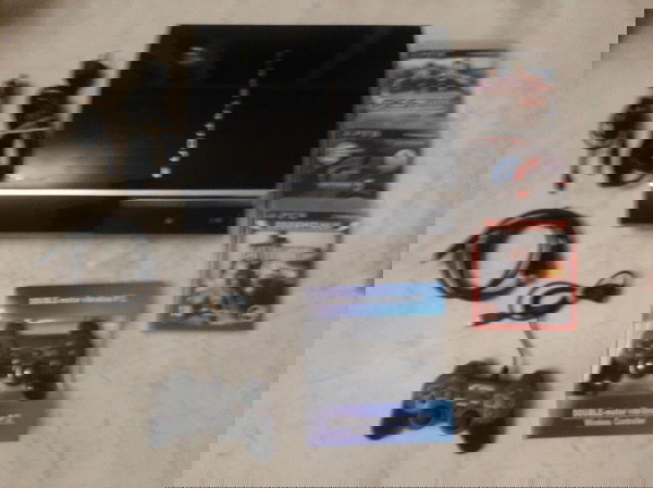 SONY PLAYSTATION 3 fat 500 gb Παιχνιδομηχανη ( PS3 fat ) Κονσόλα 3 παιχνιδια μοντελο CECHL04 ps3