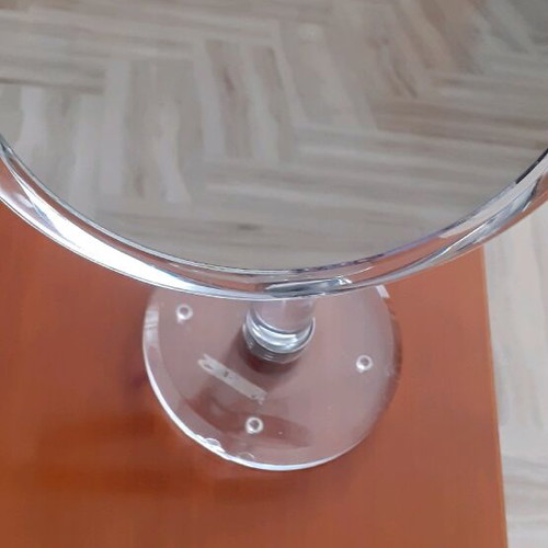 Double-sided mirror used, ×10 magnification