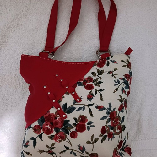 Shoulder bag new, fabric with floral pattern