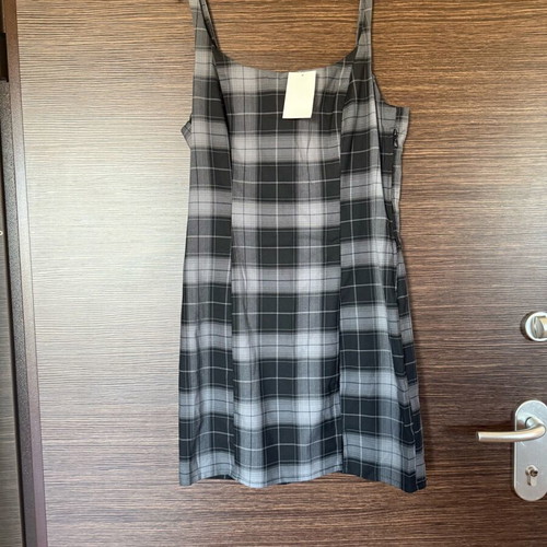 Short grey dress size M new