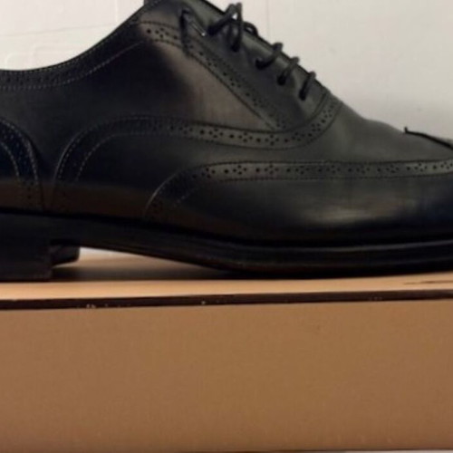 Santoni Fatto a Mano Black Leather Oxford Brogues like new EU 42.5