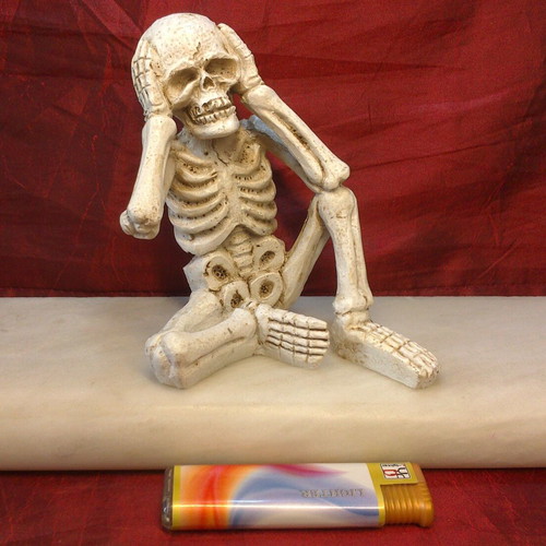 Skeleton Table Decor Figurine new, height 11cm