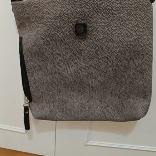 Thiros crossbody bag like new, gray