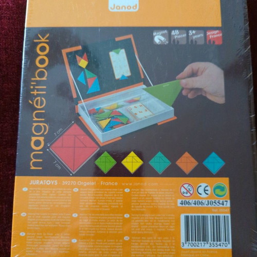 Magnetic Tangram new in case