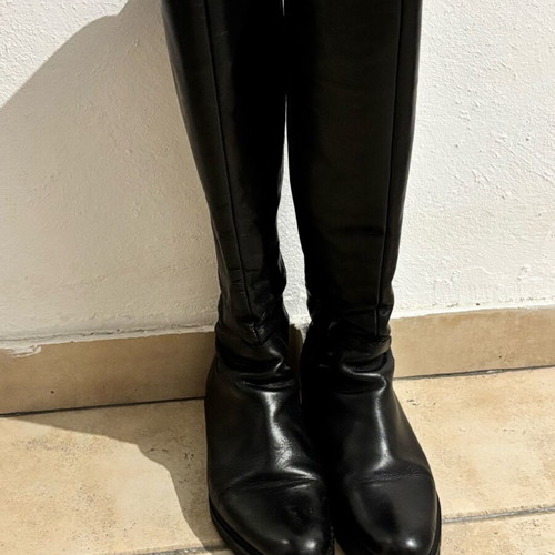 Nak black boots used, size 39