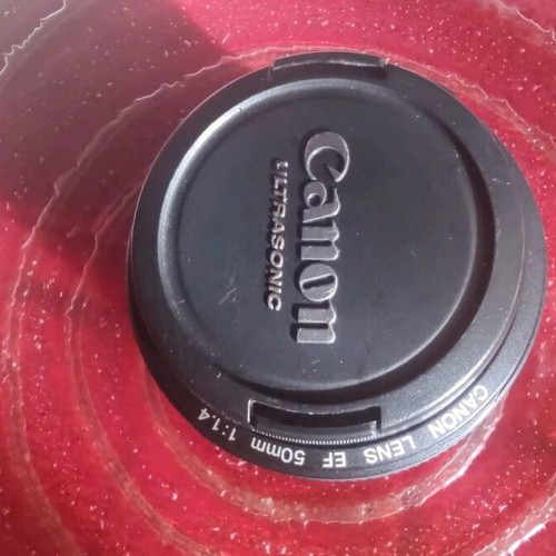 Canon Ultrasonic EF 50mm f/1.4 lens like new