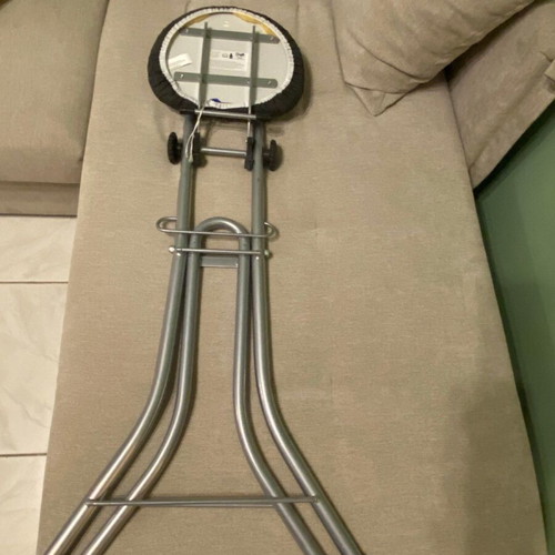 Adjustable auxiliary chair like new, work seat