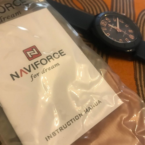 Naviforce 37mm unisex watch with light new