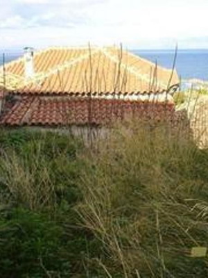 Οικόπεδο 215 τ.μ. εντός σχεδίου στην Κορώνη με θέα στη θάλασσα