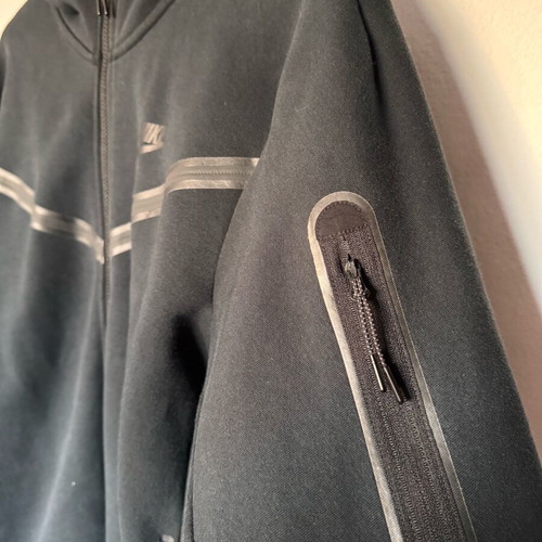 Nike Tech Fleece jacket black men's like new