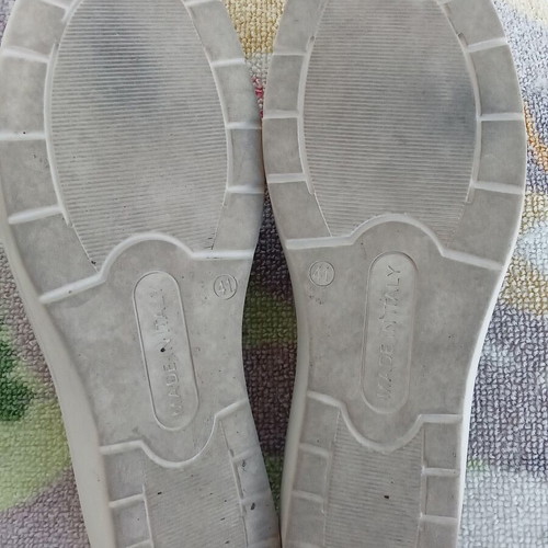 Just Anesis anatomical platform slippers like new, gray beige, size 41