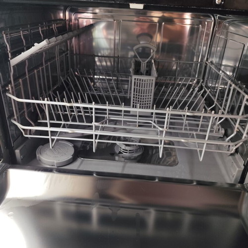 Bosch countertop dishwasher used, 6 place settings, black