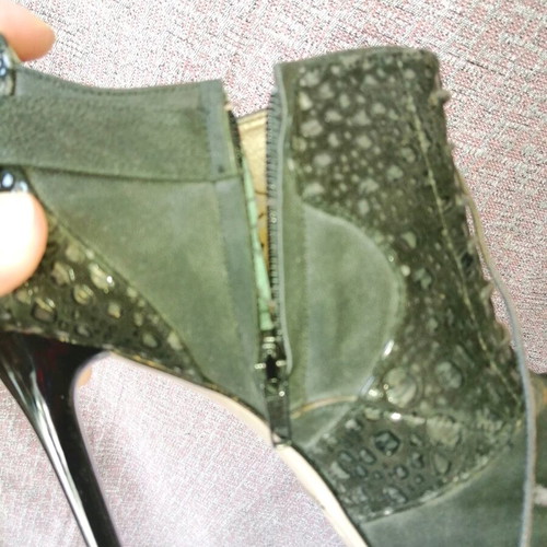 High-heeled shoes used, size 36, black