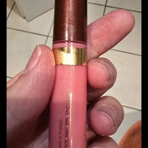 Avon Glow Lip Gloss new
