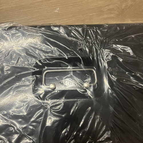 Safe new, unused