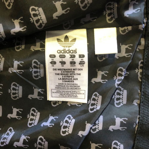 Vintage Adidas jacket Respect ME Missy Elliot like new, black silver