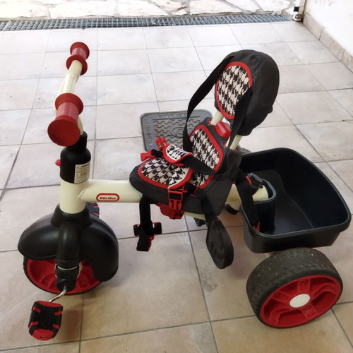 Tricycle Little Tikes like new