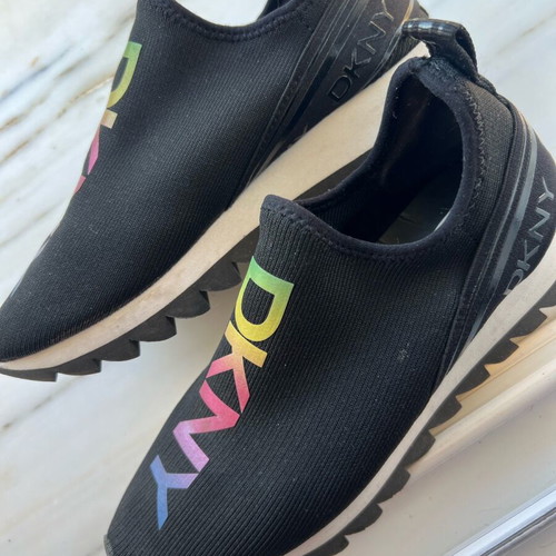 DKNY sneakers black size 37 like new