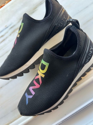 DKNY sneakers black size 37 like new