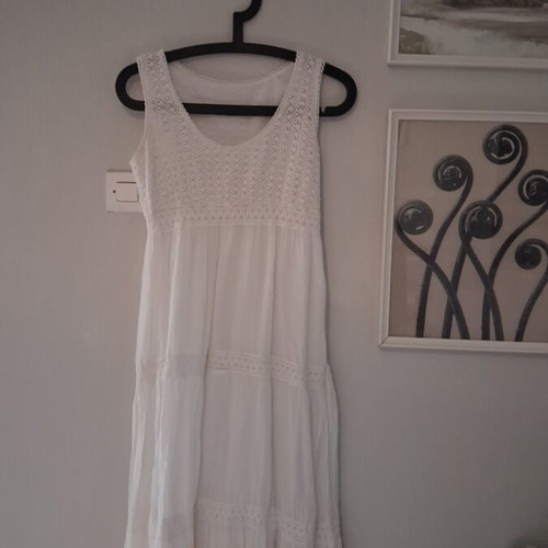 White dress S/M like new, airy fabric