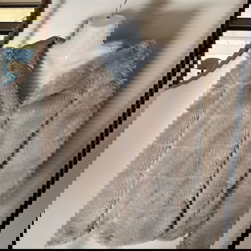 Κοντό παλτό από συνθετική γούνα BSB No 40 σαν καινούργιο, μπεζ