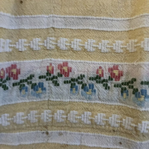 Vintage traditional waist apron with handmade embroidery