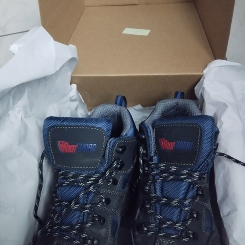 Footguard Safe Mid S3 safety shoe like new, black with blue details, size 41