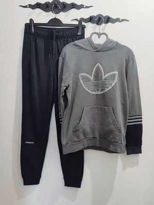 Σετ φόρμα Adidas Originals γκρι για αγόρι 14-15 ετών σαν καινούργιο
