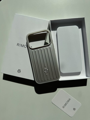 Θήκη Rimowa iPhone 17 Pro MagSafe αλουμινίου καινούργια