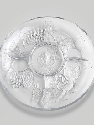 Glass platter new with unique design