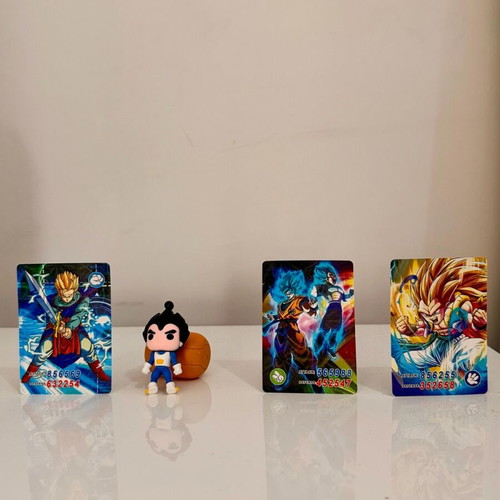 Dragon Ball Super Vegeta keychain and cards new