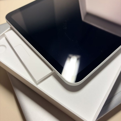Apple iPad 11" 2025 Silver, 6GB RAM, 128GB, A16 processor