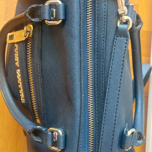 Juicy Couture handbag like new blue with gold details