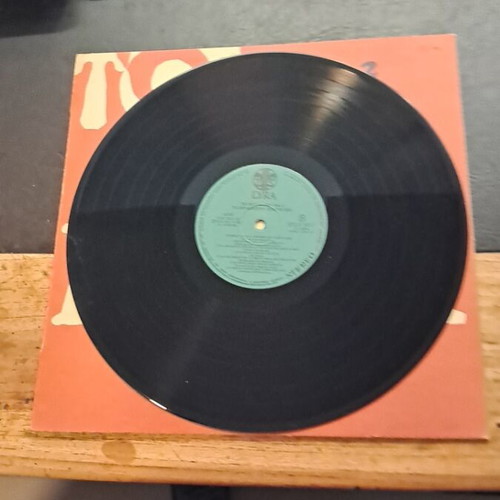 To Neo Kyma record used, 14 songs