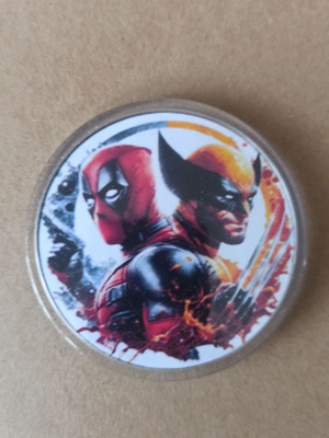 Κονκάρδα Deadpool & Wolverine καινούργια, διάμετρος 6x6 εκατοστά