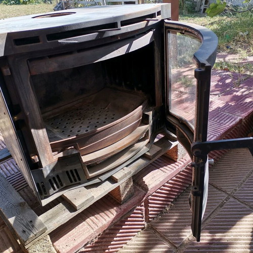La Nordica energy cassette fireplace used 9kW