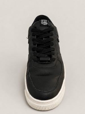 Nike Air Force 1 Pixel sneakers μεταχειρισμένα, μαύρα και άσπρα, EU 43