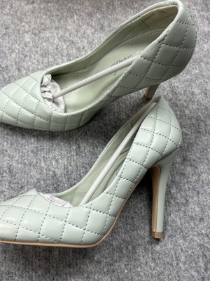 Ciaodea women's pumps EU36 mint green quilted stiletto with gold heel new