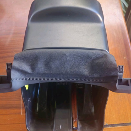 Golf 5 steering column cover like new, genuine