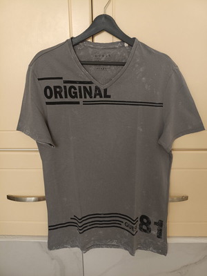 Guess Los Angeles men's V-neck T-shirt gray, like new, size L