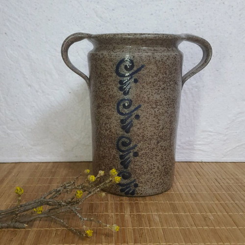 Vintage ceramic stoneware vase like new with handles