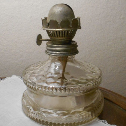 Traditional oil lamp