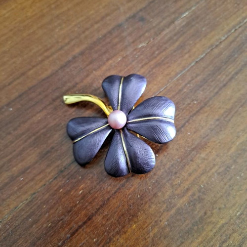 Purple metal brooch with enamel flower new, 5 cm diameter