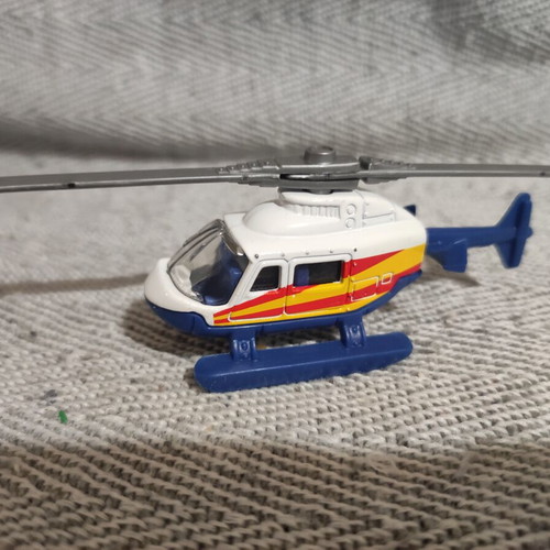 Matchbox Rescue Chopper helicopter used, 9cm, 1999