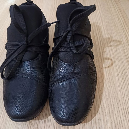 Sprox shoes like new, black, size 40 with laces
