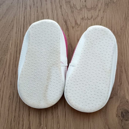 Minnie cuddle shoes, fuchsia