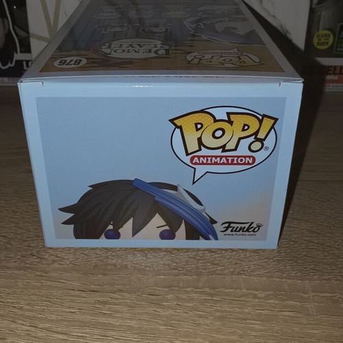 Funko Pop Demon Slayer Giyu 876 vinyl figure like new