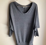 Grey blouse with elastic hem medium like new