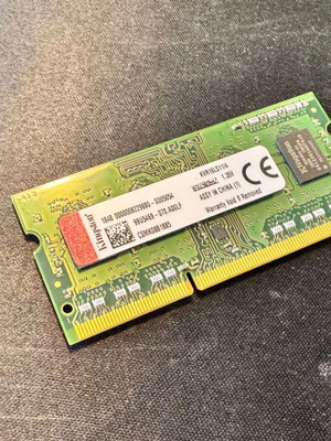 Kingston KVR16LS11 4GB used