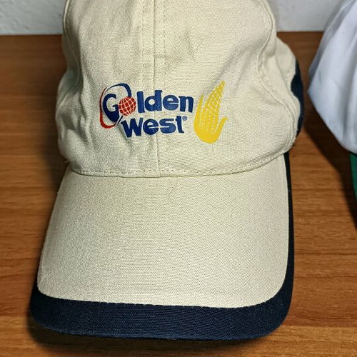 Hats like new, set of 2 pieces